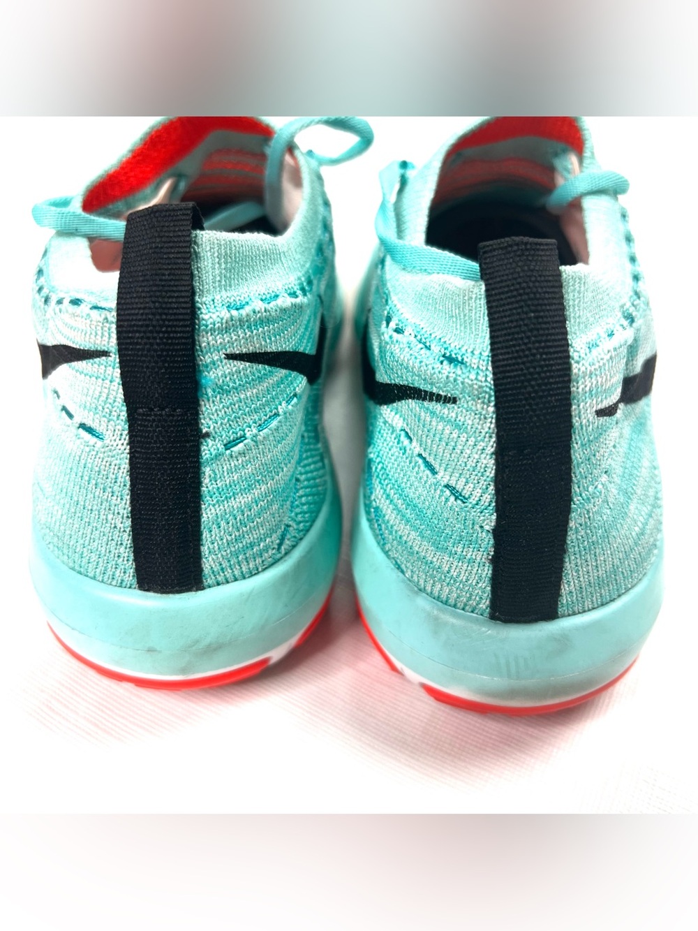 Nike Womens Free Transform Flyknit Sneaker Turquoise Size 7 Running Shoes 833410 - Picture 4 of 10